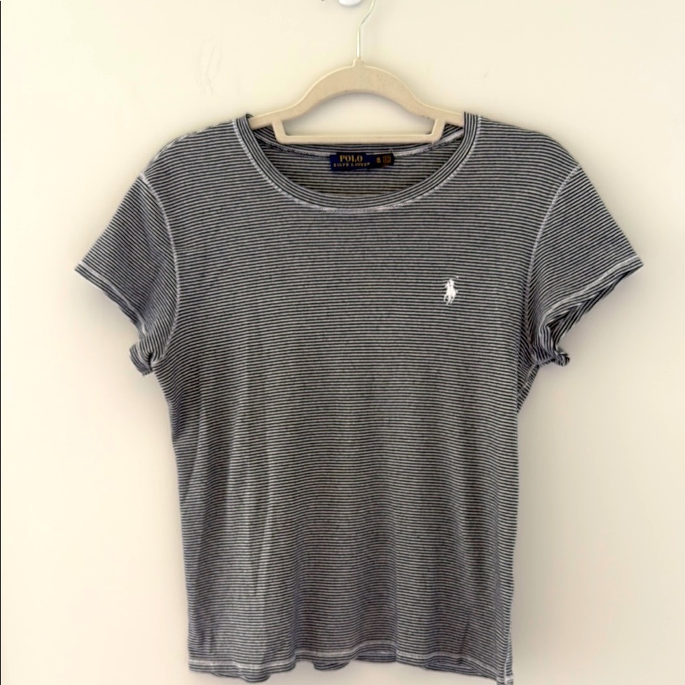 Ralph Lauren Navy and White Striped Short Sleeve Tee size XL (fits like a M-L)